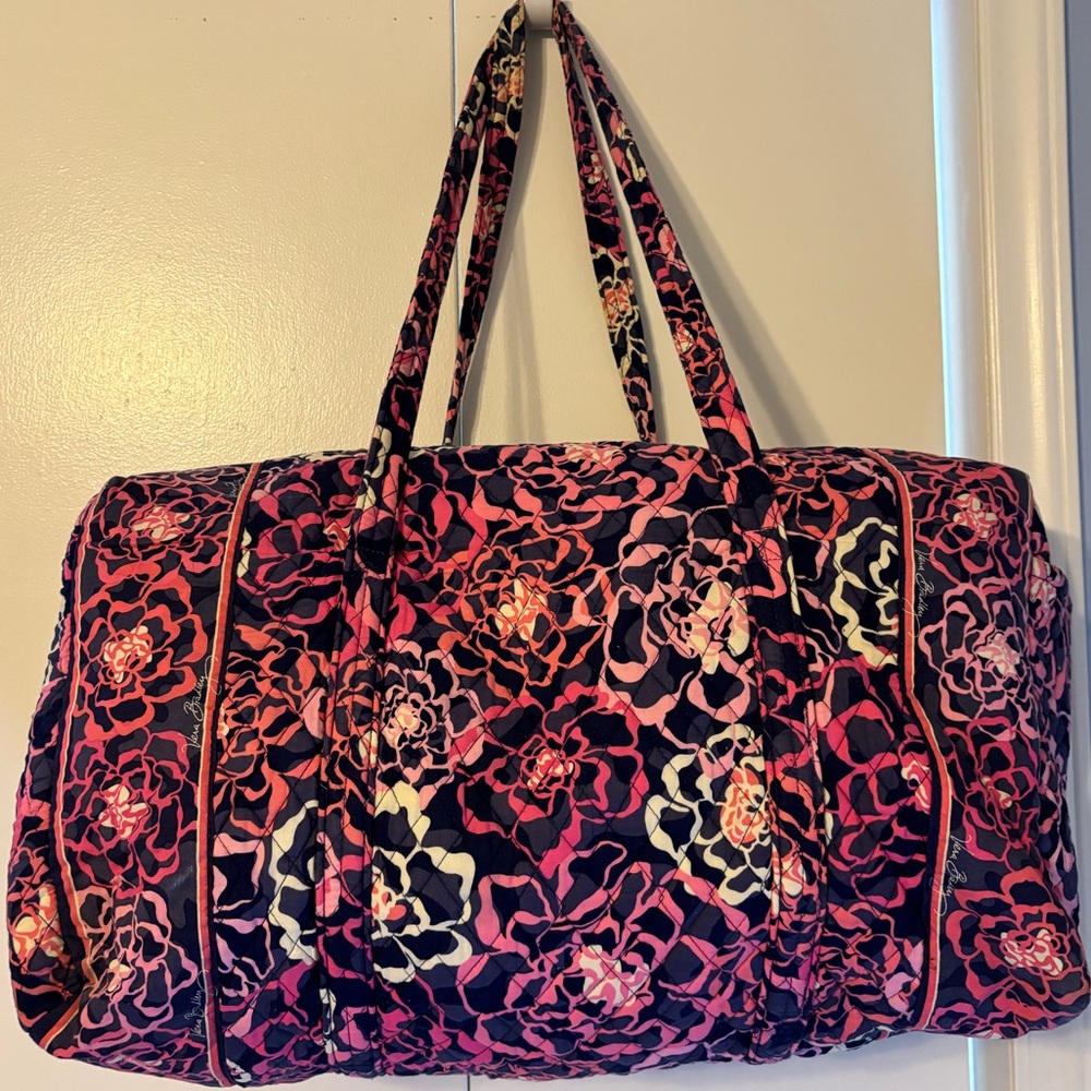 Vera Bradley Retired Pattern Katalina Pink Weekend Duffle